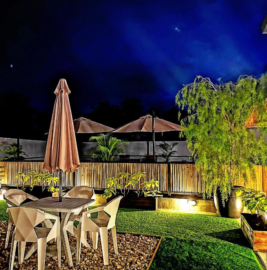 The Weekend Langkawi Bed & Breakfast ปันไตเจอนัง ภายนอก รูปภาพ